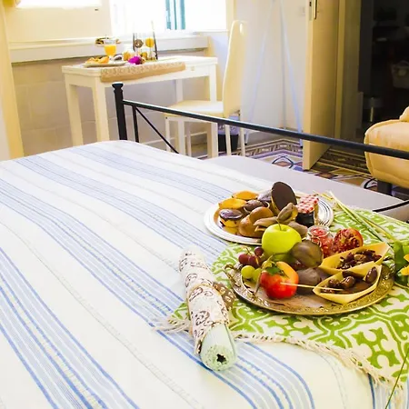 Ingrosso House Couette-café