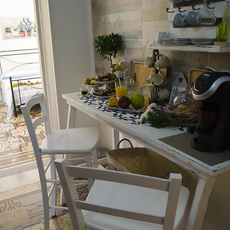 Couette-café Ingrosso House