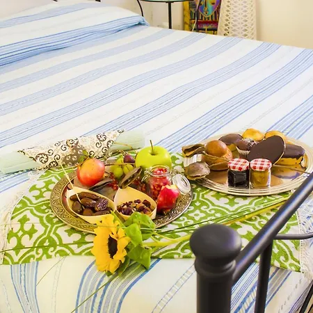 Ingrosso House Couette-café Lecce