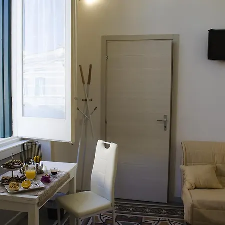 Oda ve Kahvaltı Ingrosso House 3*