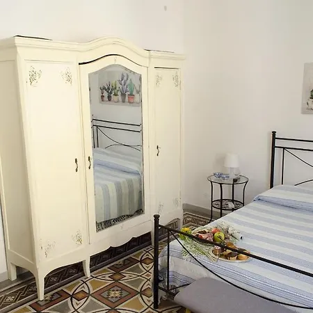 Couette-café Ingrosso House Lecce